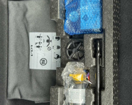 Синий Киа Niro, объемом двигателя 0 л и пробегом 18 тыс. км за 27400 $, фото 65 на Automoto.ua