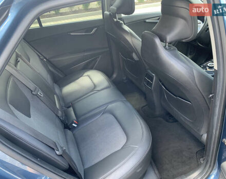 Синій Кіа Niro, об'ємом двигуна 0 л та пробігом 137 тис. км за 20500 $, фото 27 на Automoto.ua