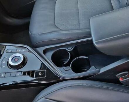 Синій Кіа Niro, об'ємом двигуна 0 л та пробігом 102 тис. км за 21400 $, фото 14 на Automoto.ua