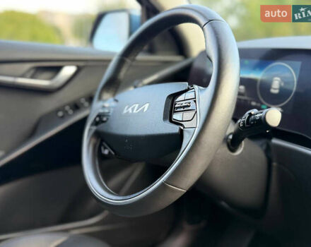 Синий Киа Niro, объемом двигателя 0 л и пробегом 108 тыс. км за 22350 $, фото 80 на Automoto.ua