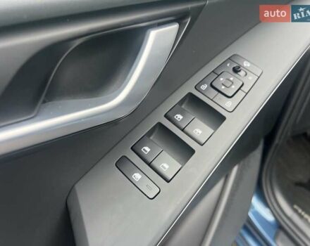 Синій Кіа Niro, об'ємом двигуна 0 л та пробігом 21 тис. км за 25300 $, фото 13 на Automoto.ua