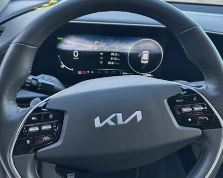 Синій Кіа Niro, об'ємом двигуна 0 л та пробігом 114 тис. км за 24800 $, фото 22 на Automoto.ua