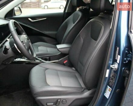 Синій Кіа Niro, об'ємом двигуна 0 л та пробігом 81 тис. км за 20800 $, фото 18 на Automoto.ua