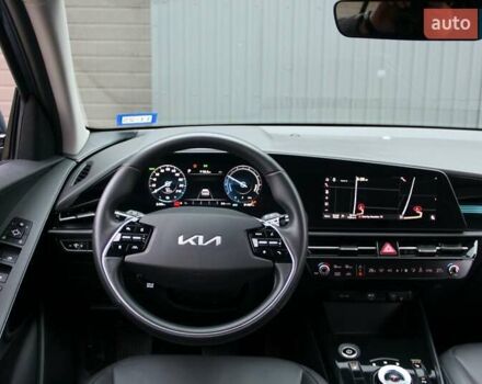 Синій Кіа Niro, об'ємом двигуна 0 л та пробігом 81 тис. км за 20800 $, фото 23 на Automoto.ua
