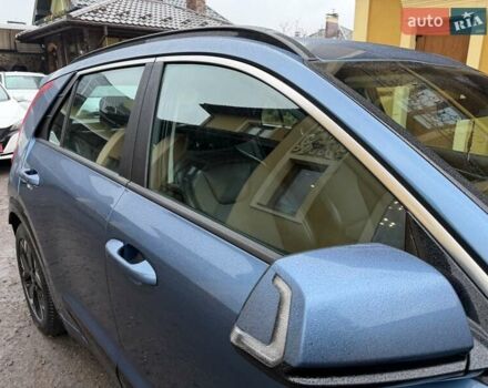 Синій Кіа Niro, об'ємом двигуна 0 л та пробігом 59 тис. км за 24950 $, фото 11 на Automoto.ua