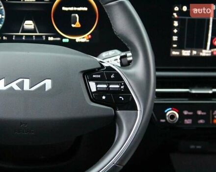 Синій Кіа Niro, об'ємом двигуна 0 л та пробігом 81 тис. км за 20800 $, фото 24 на Automoto.ua