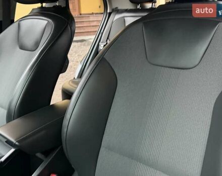 Синій Кіа Niro, об'ємом двигуна 0 л та пробігом 59 тис. км за 24950 $, фото 32 на Automoto.ua