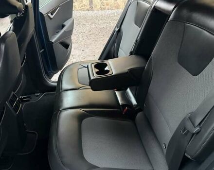 Синій Кіа Niro, об'ємом двигуна 0 л та пробігом 59 тис. км за 24950 $, фото 31 на Automoto.ua