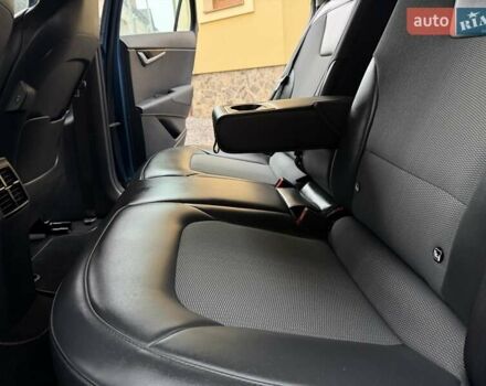 Синій Кіа Niro, об'ємом двигуна 0 л та пробігом 59 тис. км за 24950 $, фото 29 на Automoto.ua