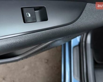 Синій Кіа Niro, об'ємом двигуна 0 л та пробігом 59 тис. км за 24950 $, фото 53 на Automoto.ua