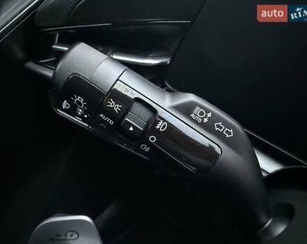 Синій Кіа Niro, об'ємом двигуна 0 л та пробігом 59 тис. км за 24950 $, фото 65 на Automoto.ua