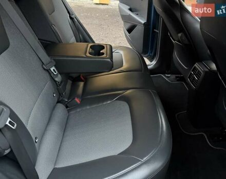 Синій Кіа Niro, об'ємом двигуна 0 л та пробігом 59 тис. км за 24950 $, фото 43 на Automoto.ua