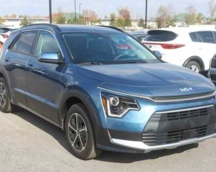 Синий Киа Niro, объемом двигателя 1.6 л и пробегом 10 тыс. км за 15000 $, фото 2 на Automoto.ua