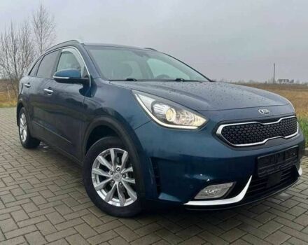 Синий Киа Niro, объемом двигателя 1.6 л и пробегом 104 тыс. км за 13000 $, фото 1 на Automoto.ua