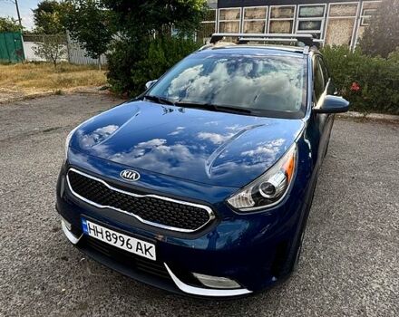 Синий Киа Niro, объемом двигателя 1.6 л и пробегом 0 тыс. км за 15499 $, фото 1 на Automoto.ua