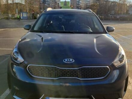 Синий Киа Niro, объемом двигателя 1.58 л и пробегом 146 тыс. км за 14700 $, фото 1 на Automoto.ua