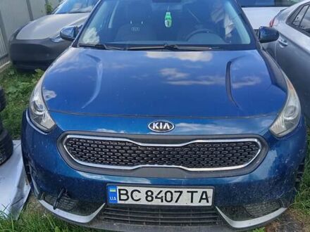 Киа Niro 2017 в Буске на Automoto.ua Синий Киа Niro, объемом двигателя 1.58 л и пробегом 155 тыс. км за 8200 $, фото 1 на Automoto.ua