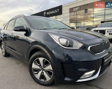 Синий Киа Niro, объемом двигателя 1.58 л и пробегом 119 тыс. км за 18300 $, фото 1 на Automoto.ua