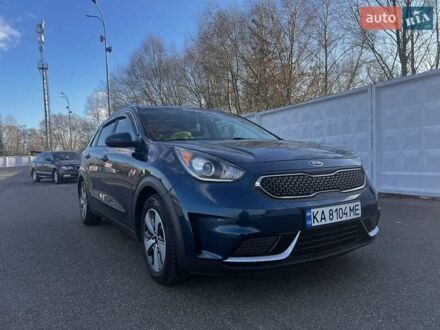 Киа Niro 2017 в Киеве на Automoto.ua Синий Киа Niro, объемом двигателя 1.58 л и пробегом 90 тыс. км за 16500 $, фото 1 на Automoto.ua