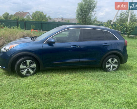 Синій Кіа Niro, об'ємом двигуна 1.58 л та пробігом 125 тис. км за 14500 $, фото 1 на Automoto.ua