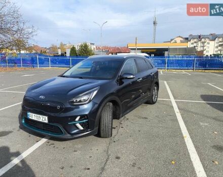 Синий Киа Niro, объемом двигателя 0 л и пробегом 128 тыс. км за 19300 $, фото 1 на Automoto.ua