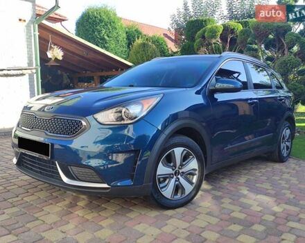Синий Киа Niro, объемом двигателя 1.6 л и пробегом 177 тыс. км за 17200 $, фото 1 на Automoto.ua