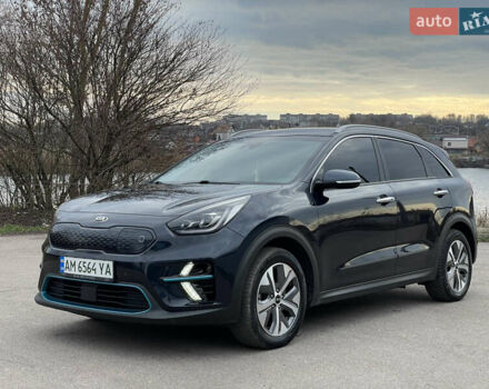 Синій Кіа Niro, об'ємом двигуна 0 л та пробігом 130 тис. км за 18455 $, фото 1 на Automoto.ua