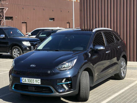 Киа Niro 2019 в Черкассах на Automoto.ua Синий Киа Niro, объемом двигателя 0 л и пробегом 91 тыс. км за 16800 $, фото 1 на Automoto.ua