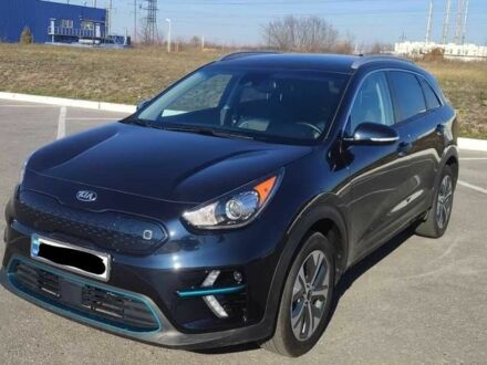 Киа Niro 2019 в Ирпене на Automoto.ua Синий Киа Niro, объемом двигателя 0 л и пробегом 53 тыс. км за 11100 $, фото 1 на Automoto.ua