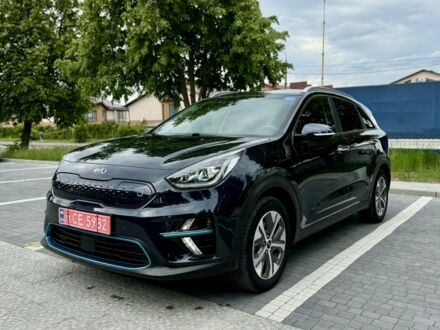 Синий Киа Niro, объемом двигателя 0 л и пробегом 122 тыс. км за 16999 $, фото 1 на Automoto.ua