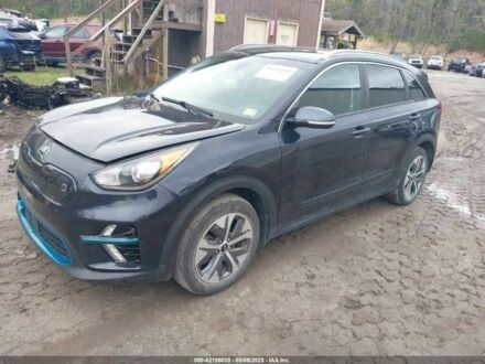 Кіа Niro 2019 у Івано-Франківську на Automoto.ua Синій Кіа Niro, об'ємом двигуна 0 л та пробігом 65 тис. км за 5000 $, фото 1 на Automoto.ua