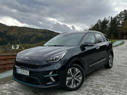 Киа Niro 2019 в Львове на Automoto.ua Синий Киа Niro, объемом двигателя 0 л и пробегом 120 тыс. км за 14999 $, фото 1 на Automoto.ua