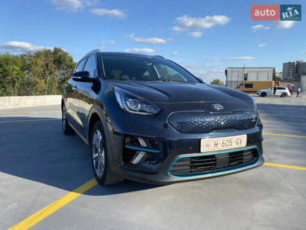 Синий Киа Niro, объемом двигателя 0 л и пробегом 129 тыс. км за 18599 $, фото 1 на Automoto.ua