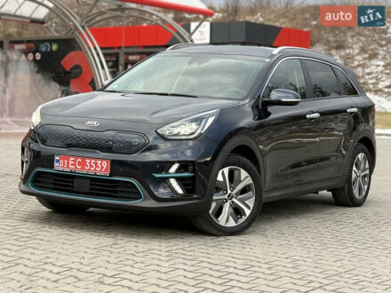 Киа Niro 2019 в Тернополе на Automoto.ua Синий Киа Niro, объемом двигателя 0 л и пробегом 85 тыс. км за 16700 $, фото 1 на Automoto.ua