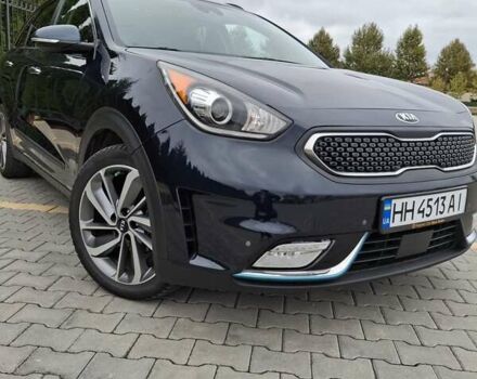 Синій Кіа Niro, об'ємом двигуна 1.58 л та пробігом 67 тис. км за 17800 $, фото 1 на Automoto.ua