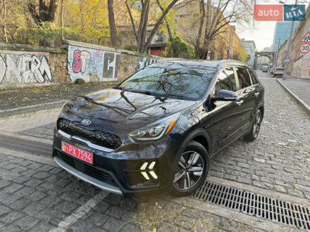 Синий Киа Niro, объемом двигателя 1.6 л и пробегом 52 тыс. км за 19800 $, фото 1 на Automoto.ua