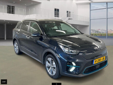 Киа Niro 2019 в Львове на Automoto.ua Синий Киа Niro, объемом двигателя 0 л и пробегом 112 тыс. км за 17500 $, фото 1 на Automoto.ua