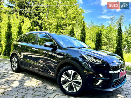 Киа Niro 2019 в Трускавце на Automoto.ua Синий Киа Niro, объемом двигателя 0 л и пробегом 88 тыс. км за 16999 $, фото 1 на Automoto.ua