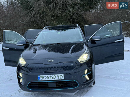 Синий Киа Niro, объемом двигателя 0 л и пробегом 100 тыс. км за 16800 $, фото 1 на Automoto.ua