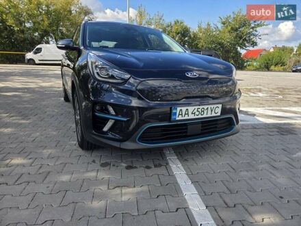 Синий Киа Niro, объемом двигателя 0 л и пробегом 117 тыс. км за 19999 $, фото 1 на Automoto.ua