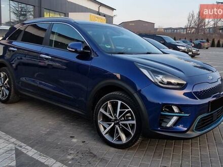Киа Niro 2020 в Тернополе на Automoto.ua Синий Киа Niro, объемом двигателя 0 л и пробегом 127 тыс. км за 19300 $, фото 1 на Automoto.ua