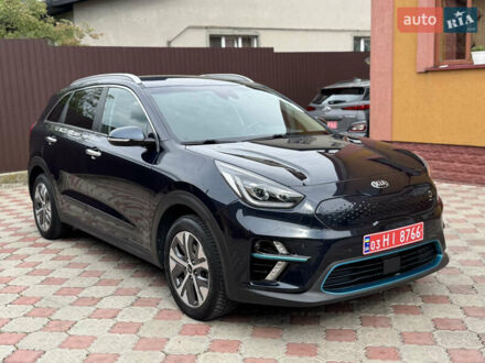 Киа Niro 2020 в Ровно на Automoto.ua Синий Киа Niro, объемом двигателя 0 л и пробегом 77 тыс. км за 17700 $, фото 1 на Automoto.ua