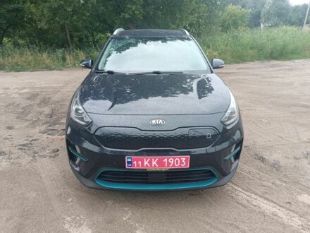 Киа Niro 2020 в Харькове на Automoto.ua Синий Киа Niro, объемом двигателя 0 л и пробегом 105 тыс. км за 20000 $, фото 1 на Automoto.ua