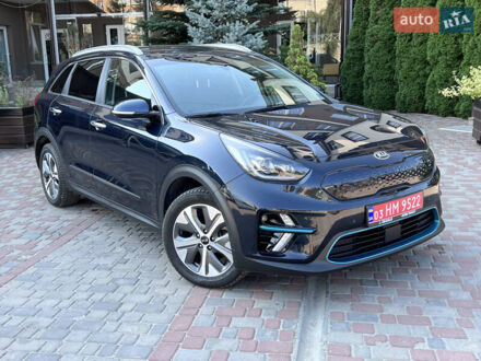 Синий Киа Niro, объемом двигателя 0 л и пробегом 112 тыс. км за 20800 $, фото 1 на Automoto.ua