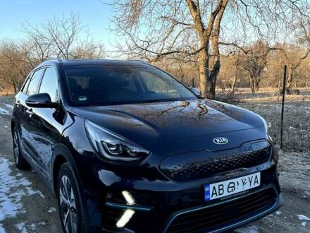Синий Киа Niro, объемом двигателя 0 л и пробегом 92 тыс. км за 18600 $, фото 1 на Automoto.ua