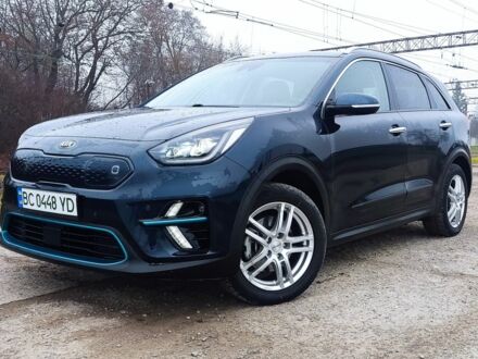 Синій Кіа Niro, об'ємом двигуна 0 л та пробігом 136 тис. км за 19480 $, фото 1 на Automoto.ua