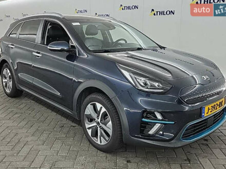 Синий Киа Niro, объемом двигателя 0 л и пробегом 137 тыс. км за 19190 $, фото 1 на Automoto.ua