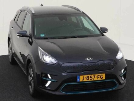 Киа Niro 2020 в Киеве на Automoto.ua Синий Киа Niro, объемом двигателя 0 л и пробегом 85 тыс. км за 18613 $, фото 1 на Automoto.ua