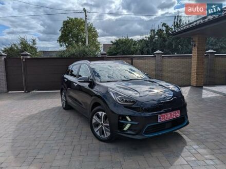 Синий Киа Niro, объемом двигателя 0 л и пробегом 157 тыс. км за 19700 $, фото 1 на Automoto.ua