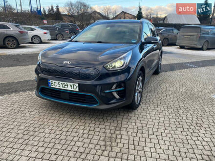 Синій Кіа Niro, об'ємом двигуна 0 л та пробігом 180 тис. км за 17900 $, фото 1 на Automoto.ua